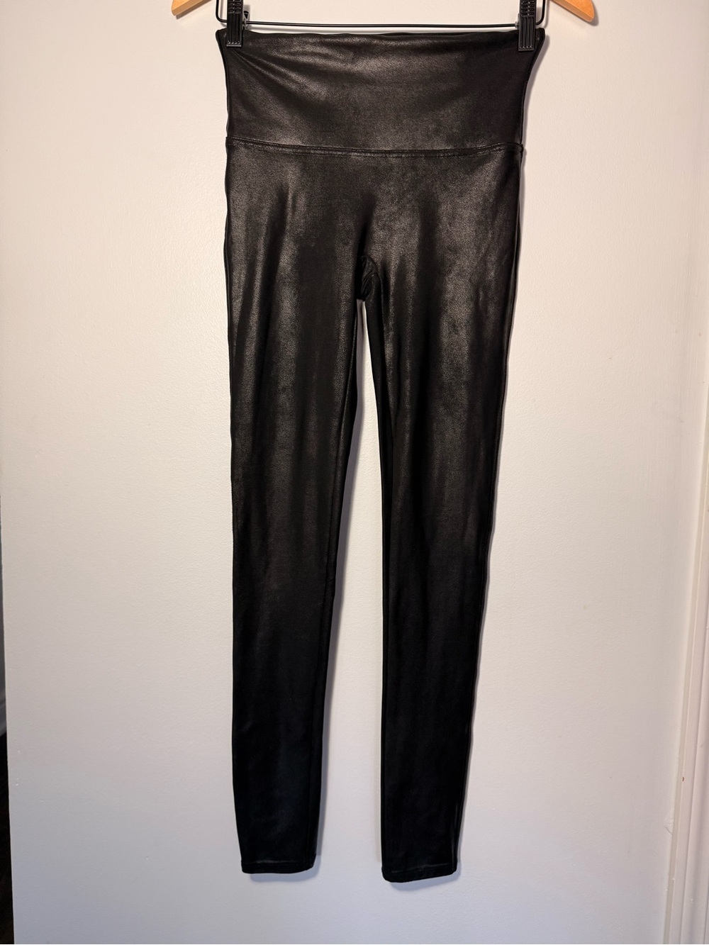 Spanx Black Faux Leather Leggings size M - Picture 3 of 8